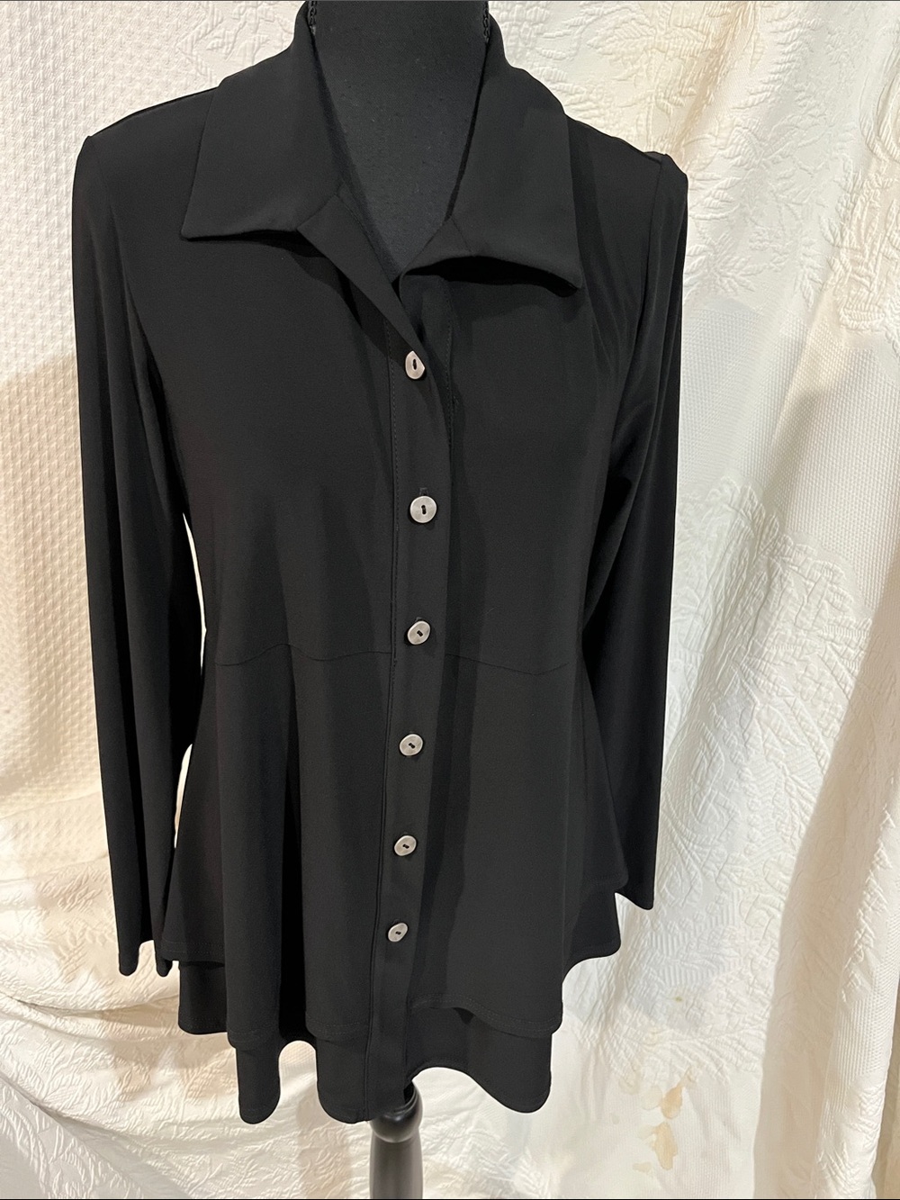 Joseph Ribkoff Black Long-Sleeve Button Front Blouse, size 8